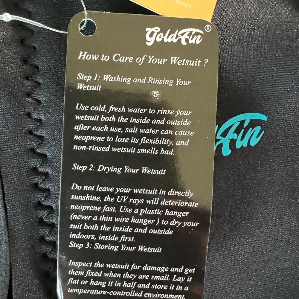 GoldFin Wetsuit - Picture 3 of 4